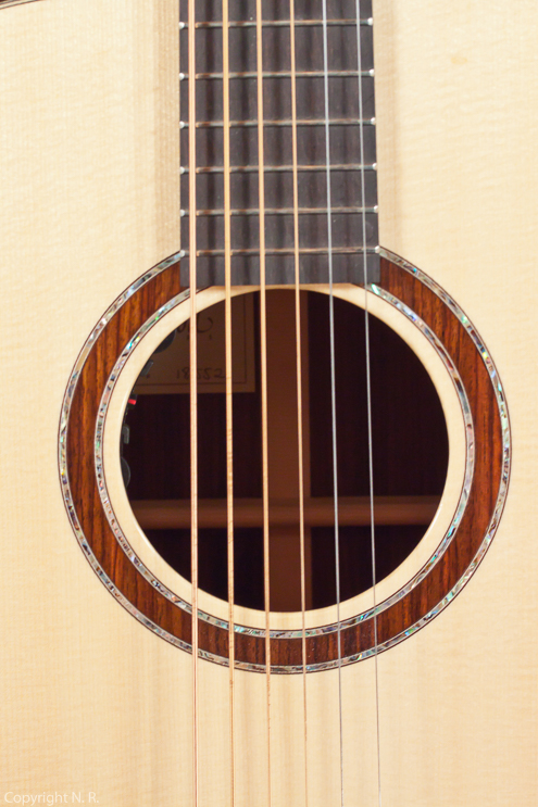 Lakewood J-32 Bariton